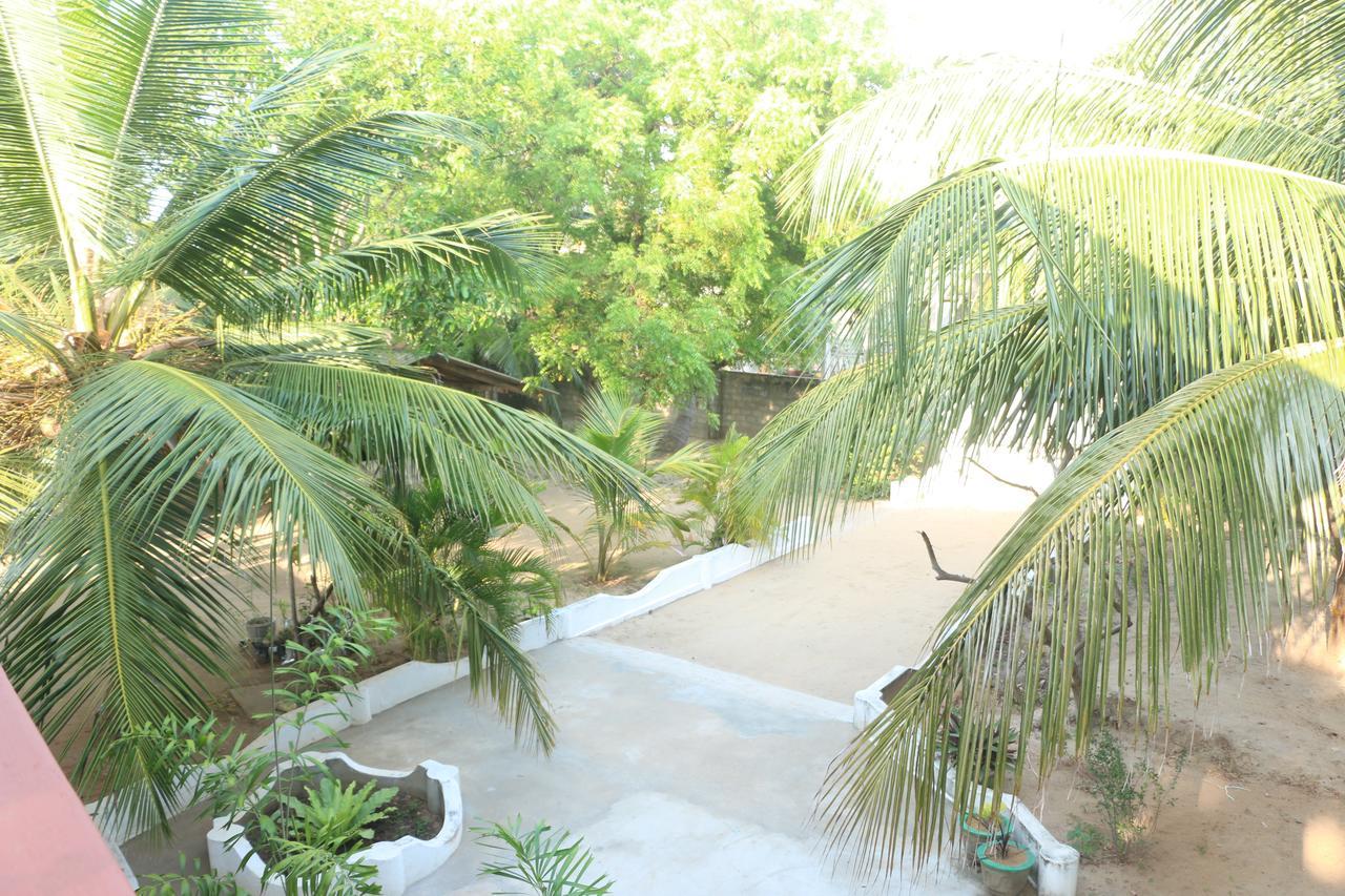 Hotel El Shaddai Mannar Exterior foto